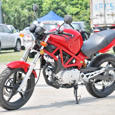 探索新款力帆 xv250，动力与设计的完美融合