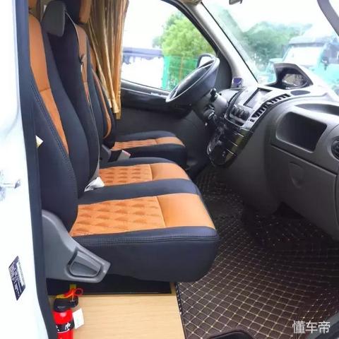 大通蜂巢房车最新款，畅享自由之旅