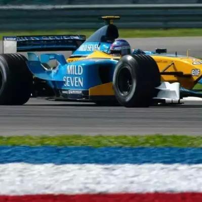 新一代雷诺 F1 赛车，革新赛道的速度利器
