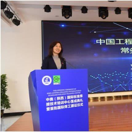 2025年正版资料免费大全,员工培训与发展计划