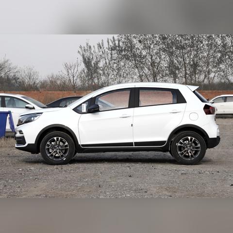 现代瑞纳 2016 新款车，经济实用的城市代步首选