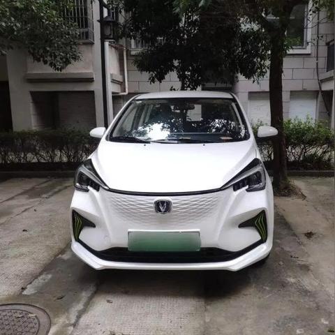 长安新款奔奔，小巧灵动，城市出行新选择