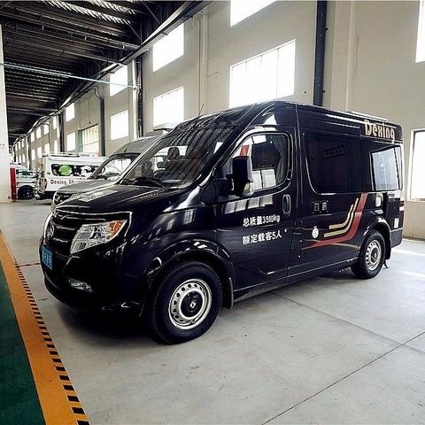 德兴新款短轴大通房车，畅享自由之旅