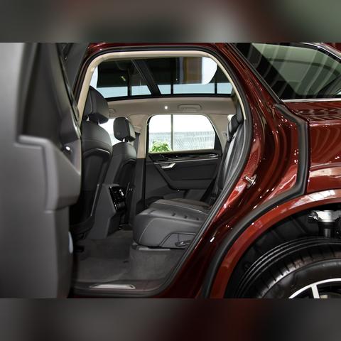 探索 2018 款途锐——豪华 SUV 中的佼佼者