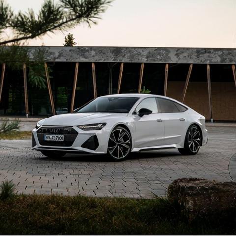 奥迪 RS7 全新升级，速度与豪华的完美融合